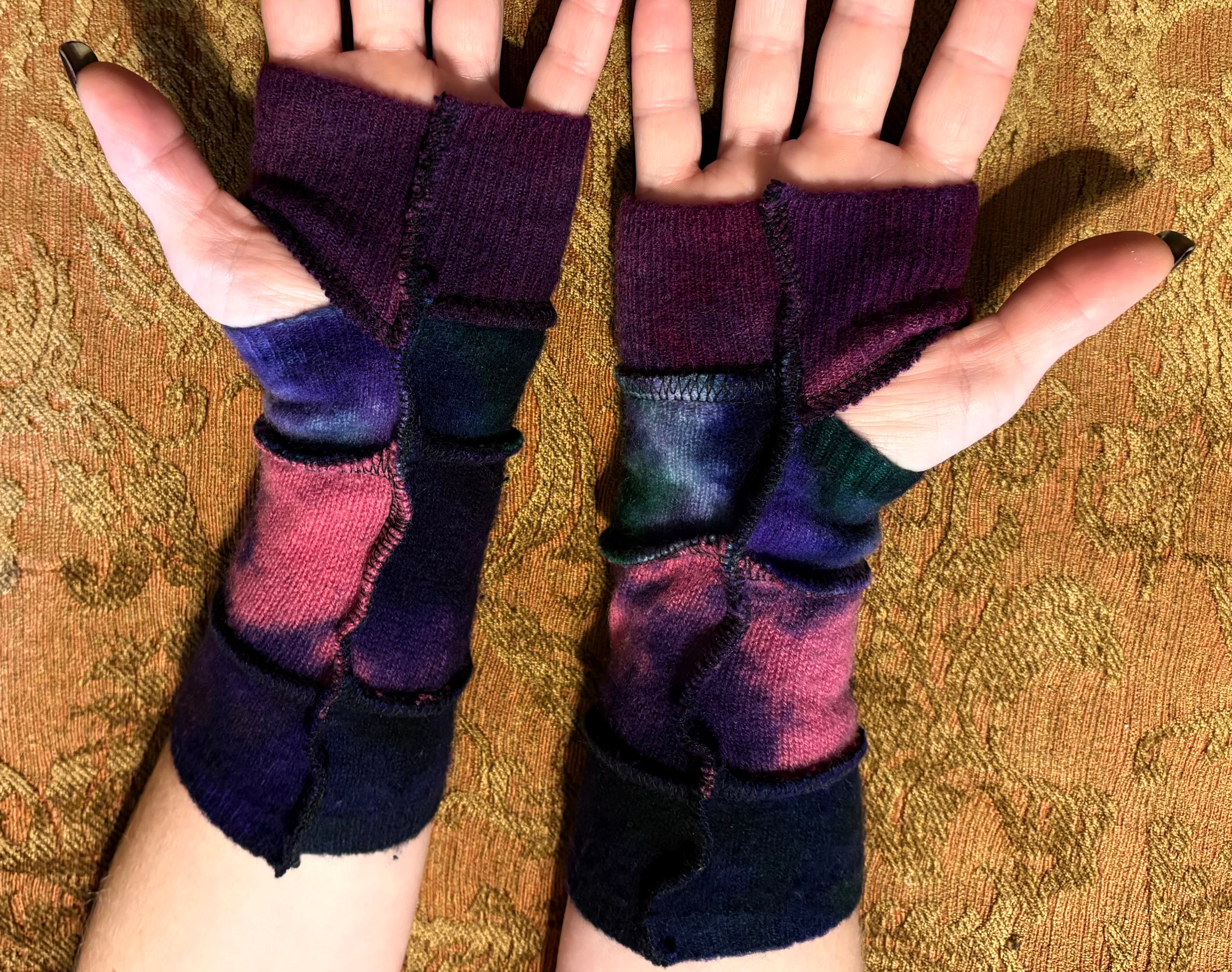 Tiedyed cashmere Armwarmers