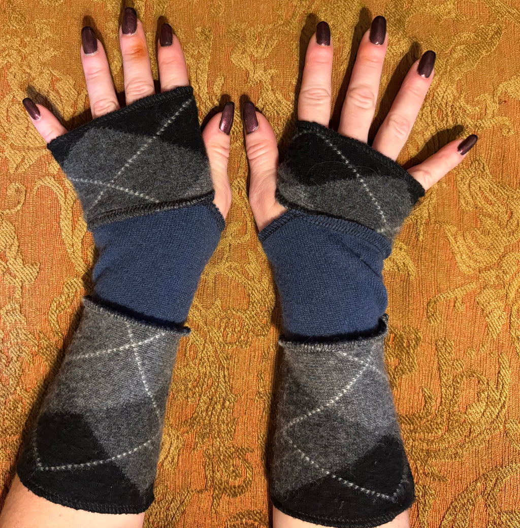 Black, grey, and blue argyle Armwarmers