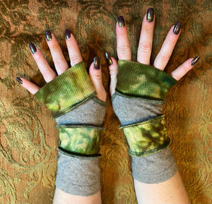 Tie dyed Green/Yellow/brown Armwarmers
