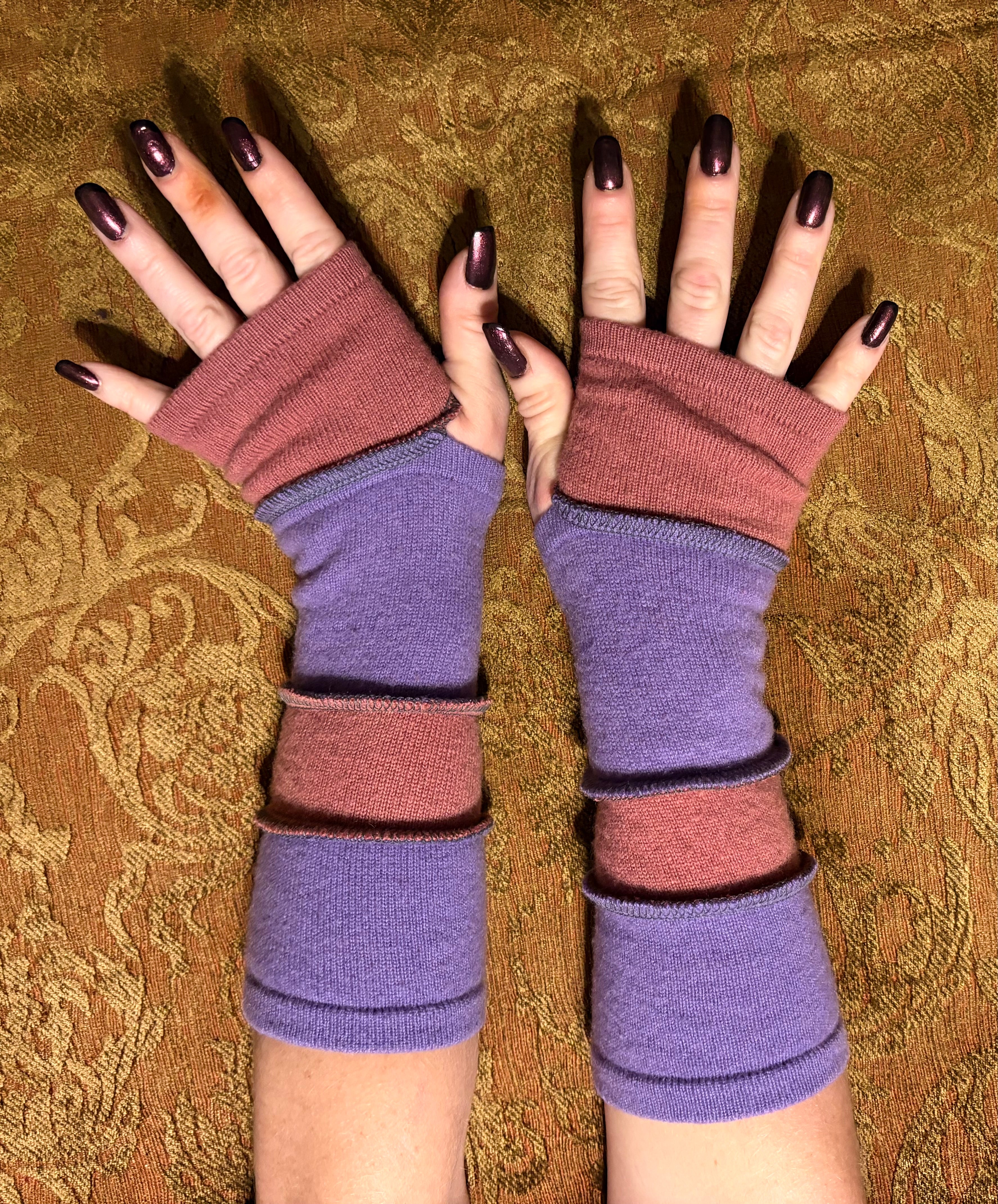 Lilac and Dark Rose Armwarmers