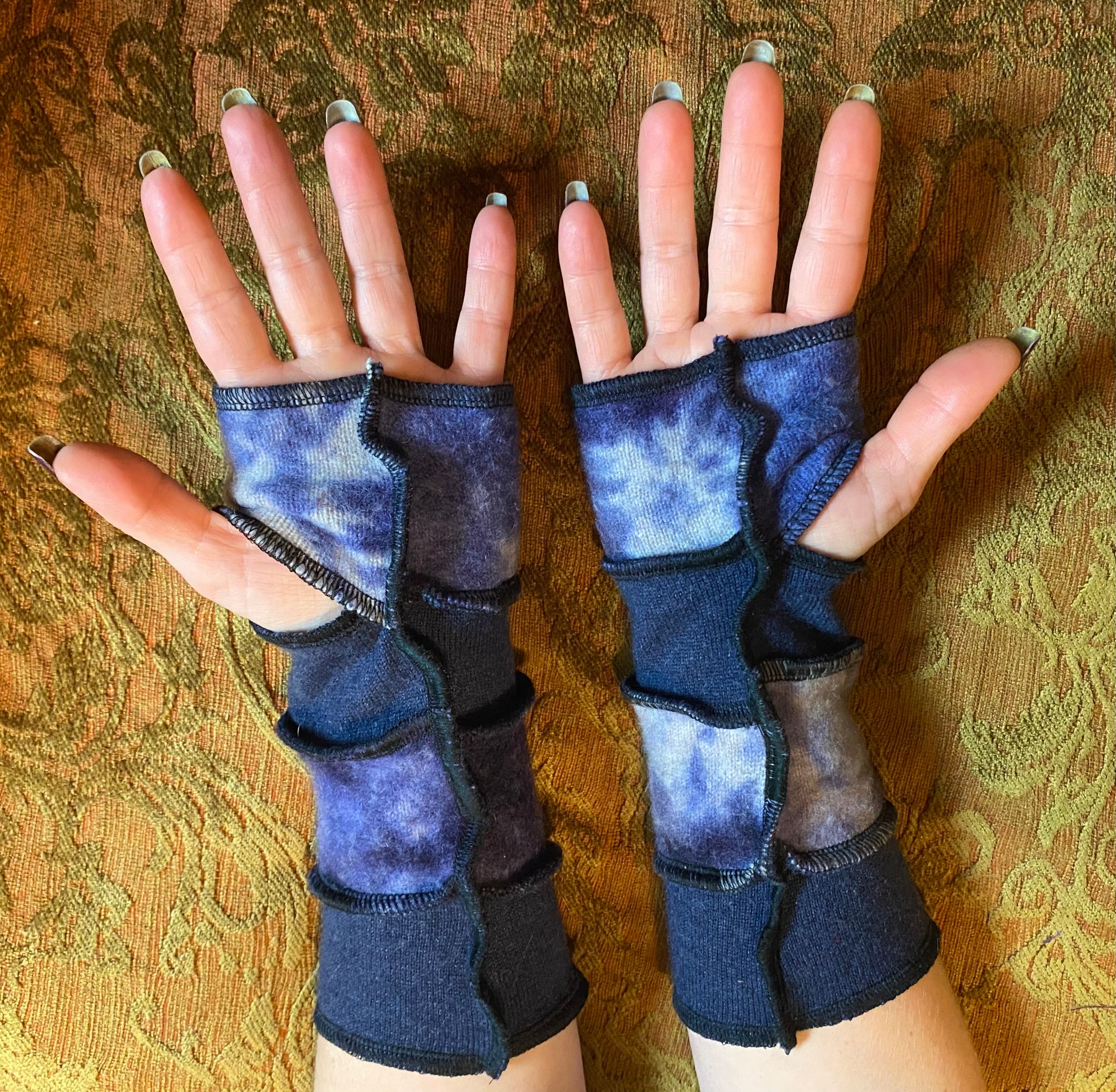 Hand-dyed marbled Navy blue Armwarmers