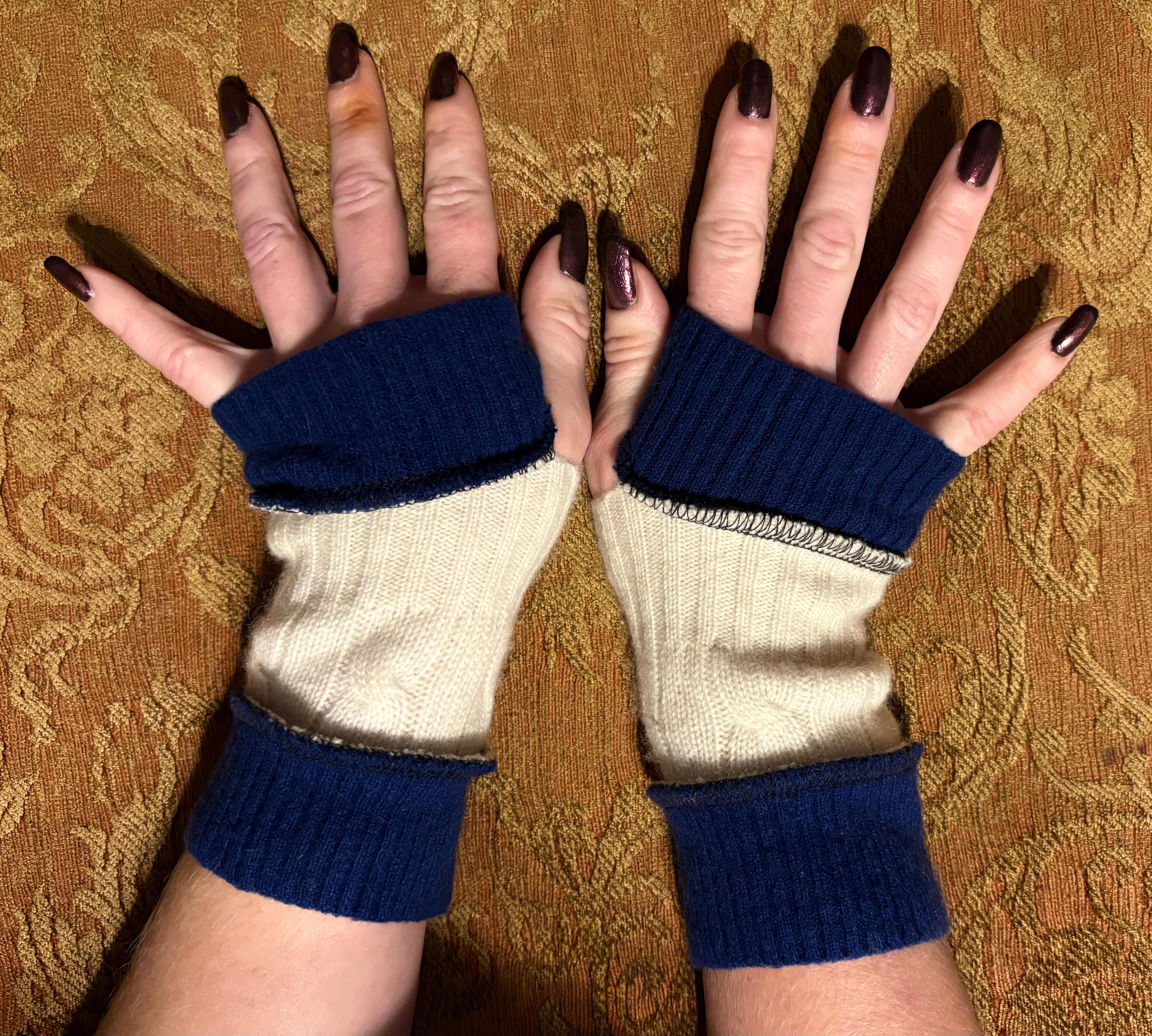 Blue and White Armwarmers