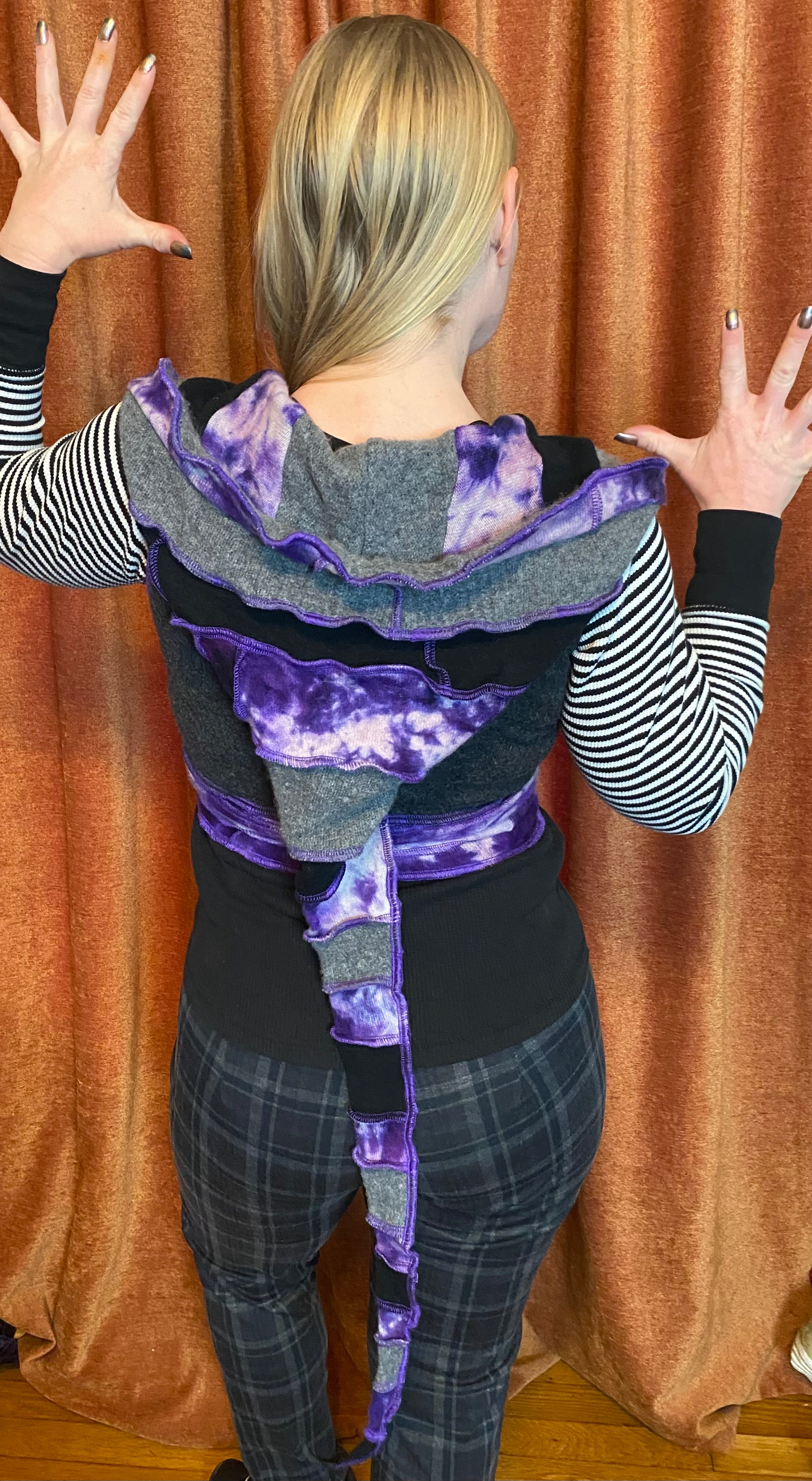 Purple tie-dye cashmere wrap vest