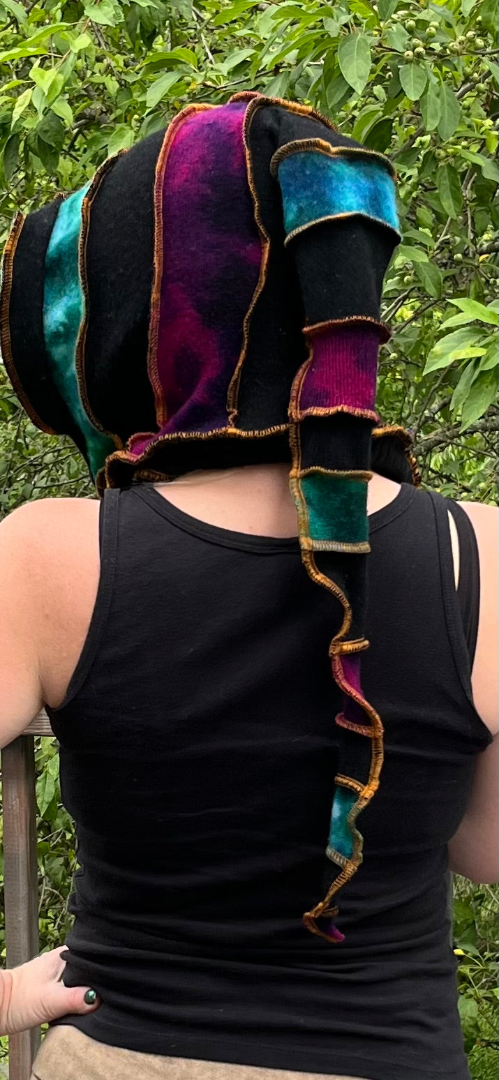Super tie-dye cashmere hood with copper thread accents
